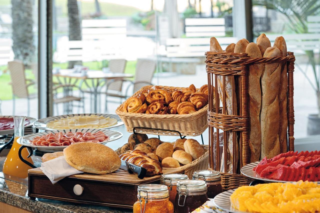 Moevenpick Hotel & Casino Malabata Tanger Екстериор снимка A breakfast buffet
